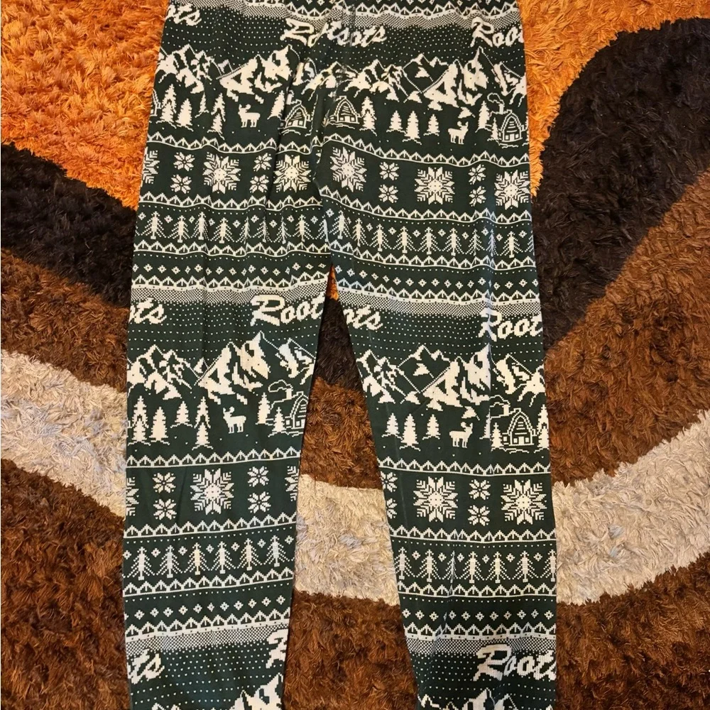 Roots, Like New, Comfy, Winter Themed, Pajama Pants